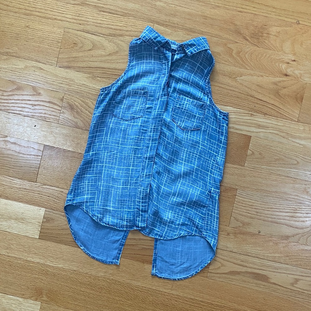 Kenneth Cole Reaction Sleeveless Blouse